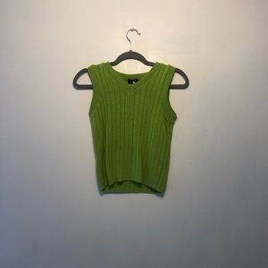 Green sweater vest with brand new quality!
